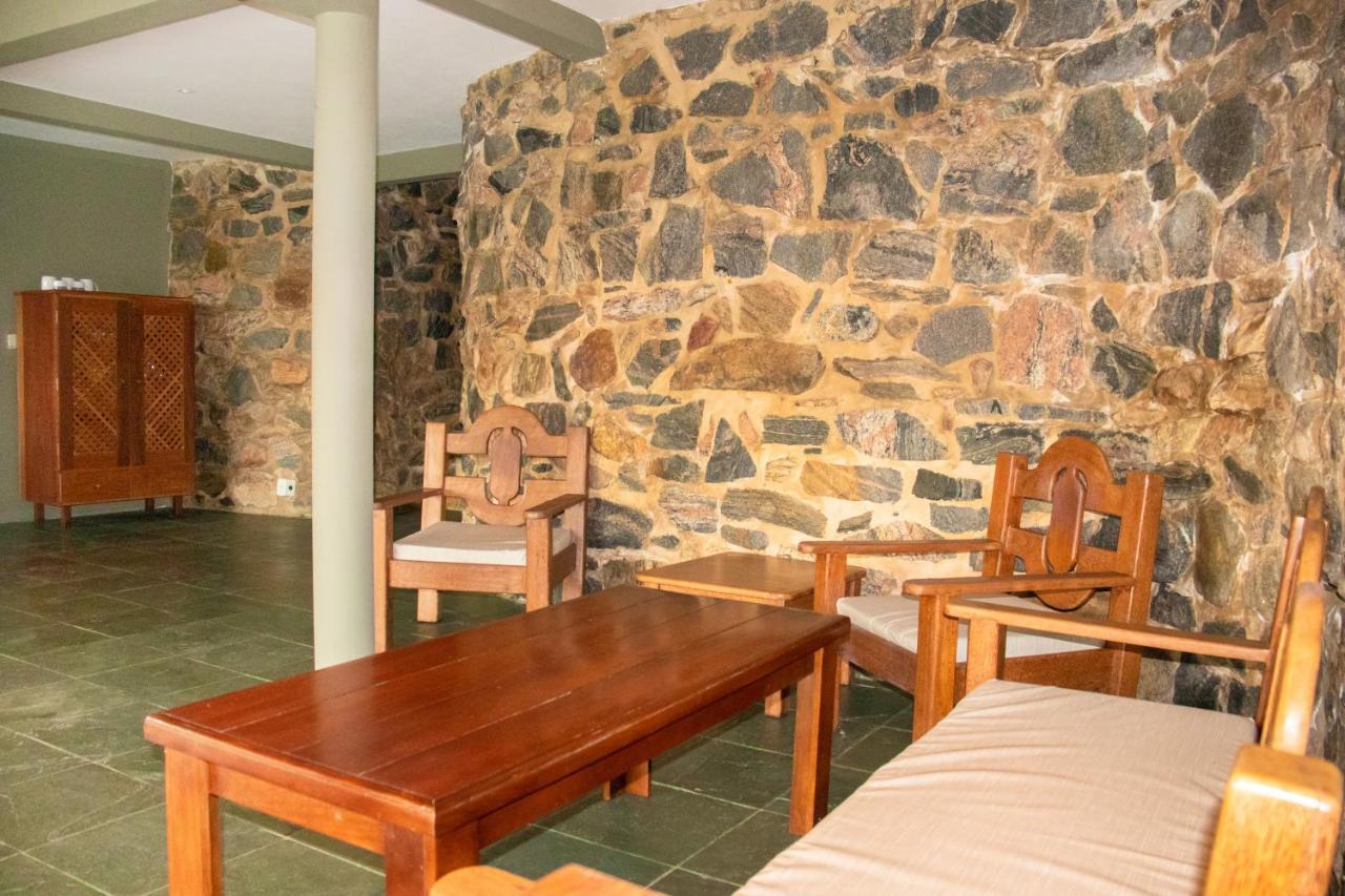 Hostel La Isla Praia de Pipa ภายนอก รูปภาพ